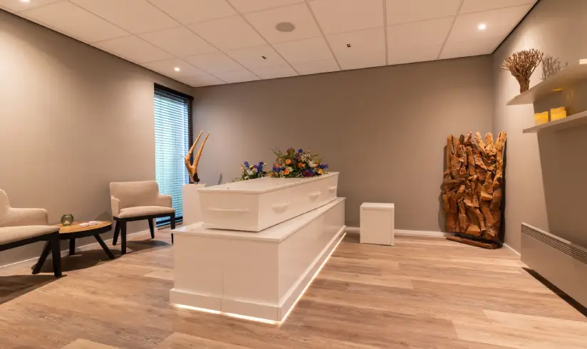 Monuta-Ellen-Kok-uitvaartcentrum-2-opbaarkamer