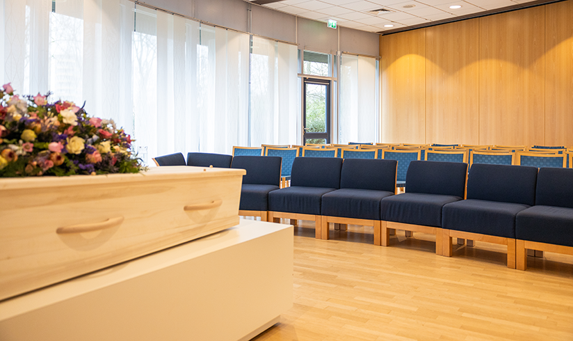 Monuta-Schiedam-uitvaartcentrum-aula-1