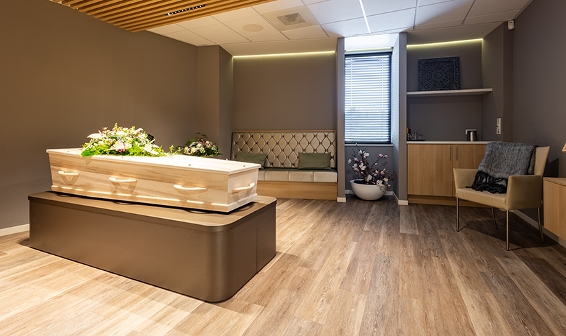 Monuta-Zoetermeer-crematorium-uitvaartcentrum-slider.webp