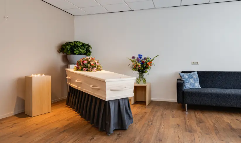 Monuta-roosendaal-uitvaartcentrum-rouwkamer-2