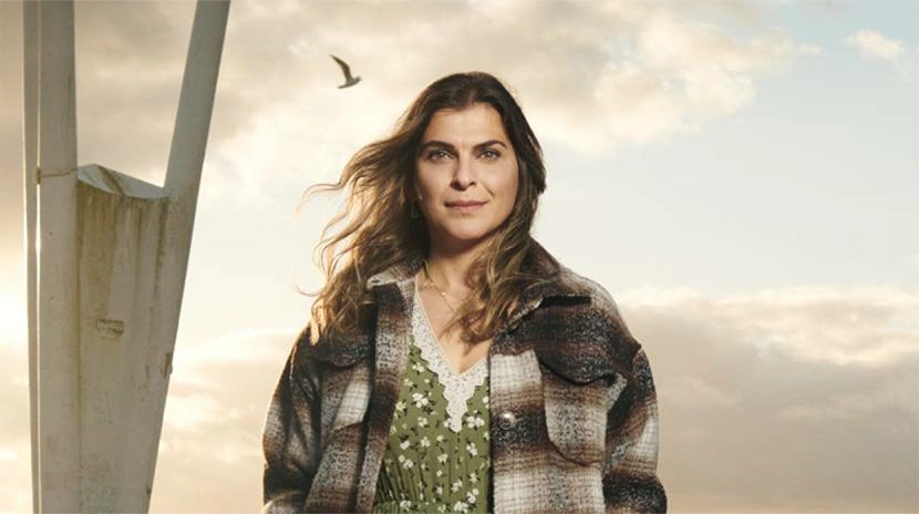 Portretfoto vrouw heldere lucht