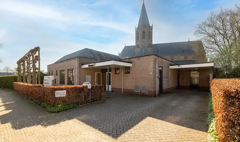 Gebouw Monuta Houten