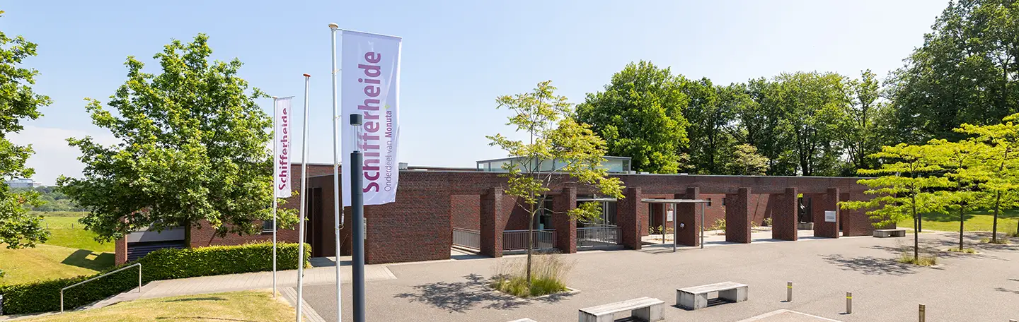 Monuta Kerkrade header voorpagina