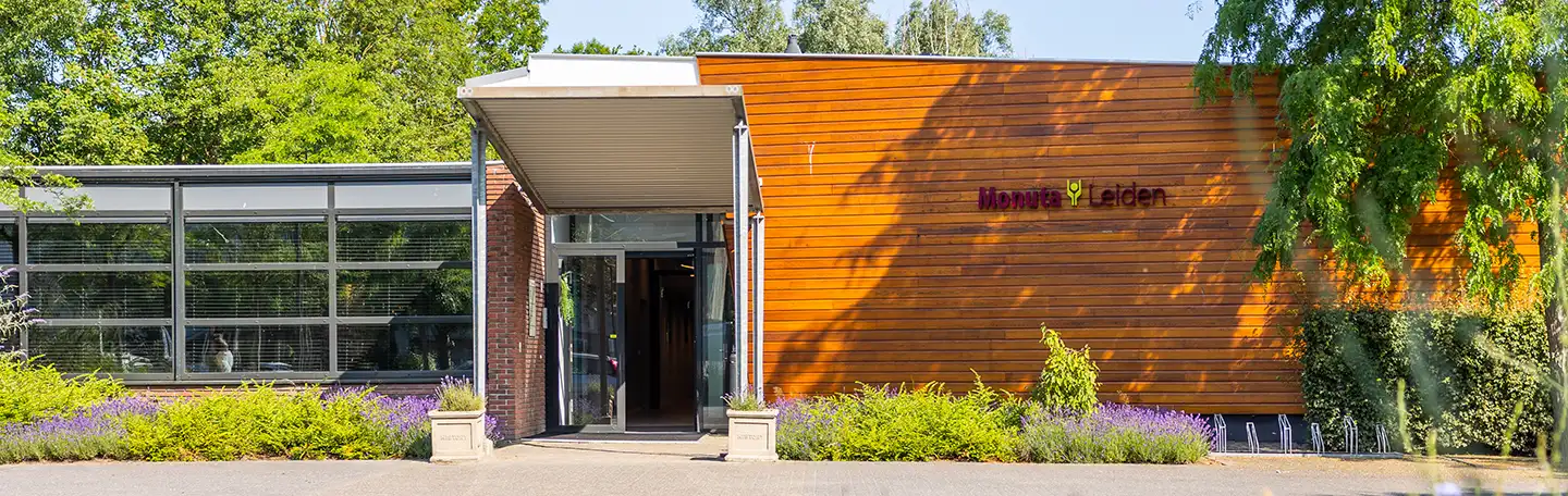 Monuta Leiden header voorpagina