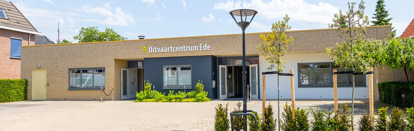 Monuta Ede voorpagina