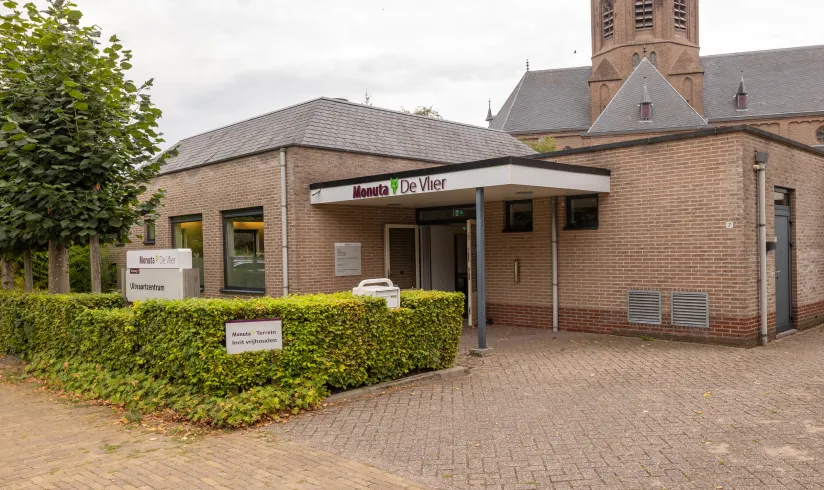Monuta Houten header voorpagina
