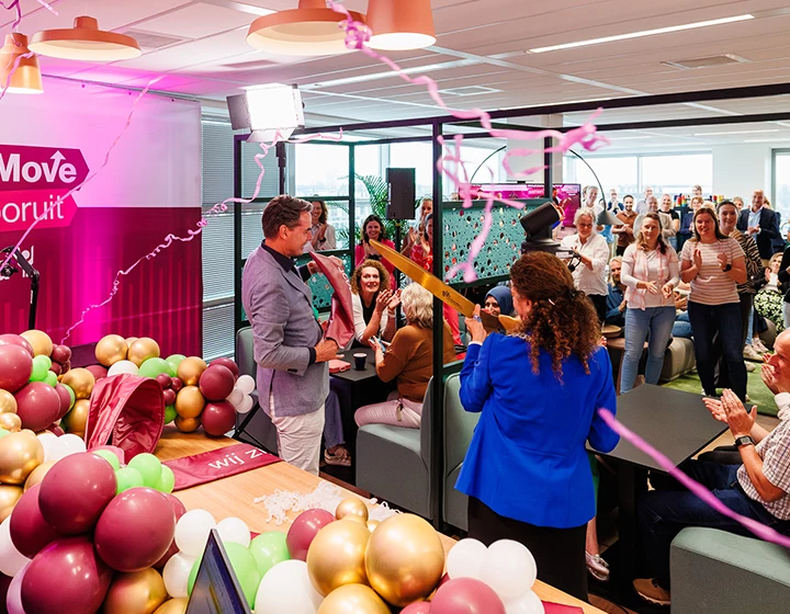 CEO van Monuta en Locoburgemeester van Amersfoort openen het nieuwe hoofdkantoor