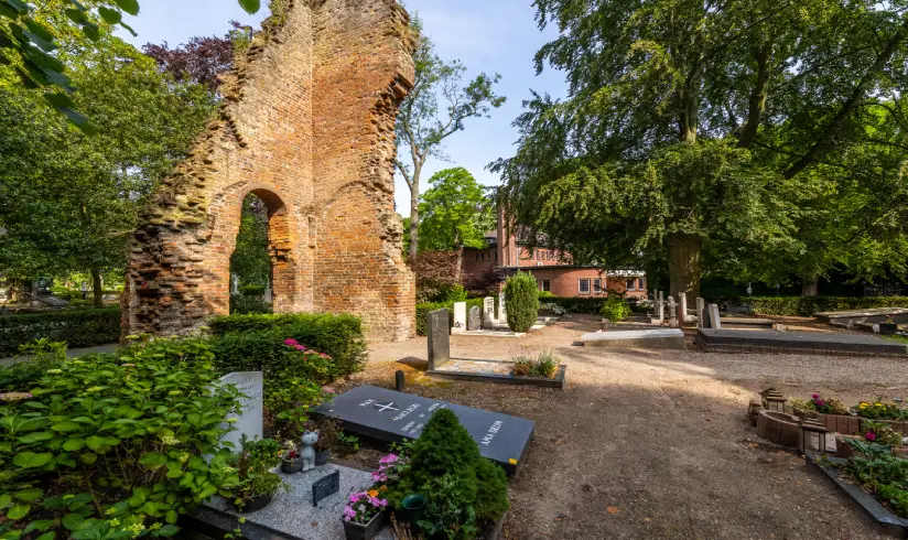 monuta-den-haag-oudeikenduinen-begraafplaats-ruine