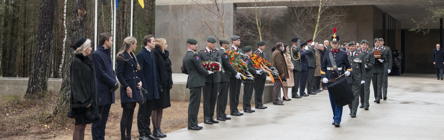 Nationale Veteranenbegraafplaats Loenen dienstverlening