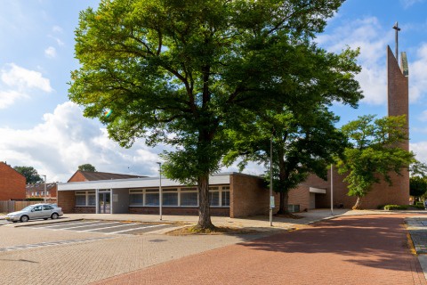 Uitvaartcentrum Endedijk Kampen gebouw